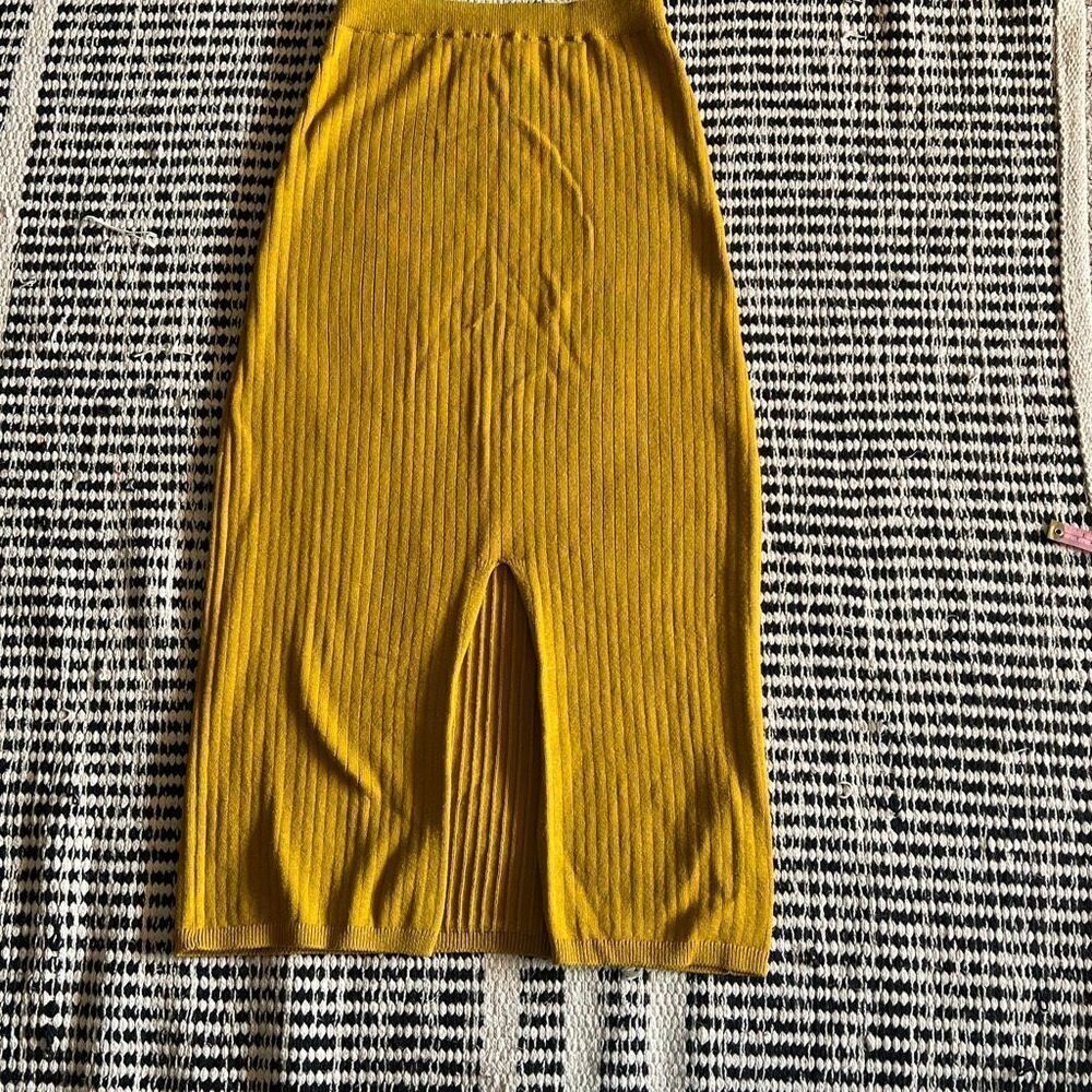 Free people Size XS yellow mustard mid calf Skirt
